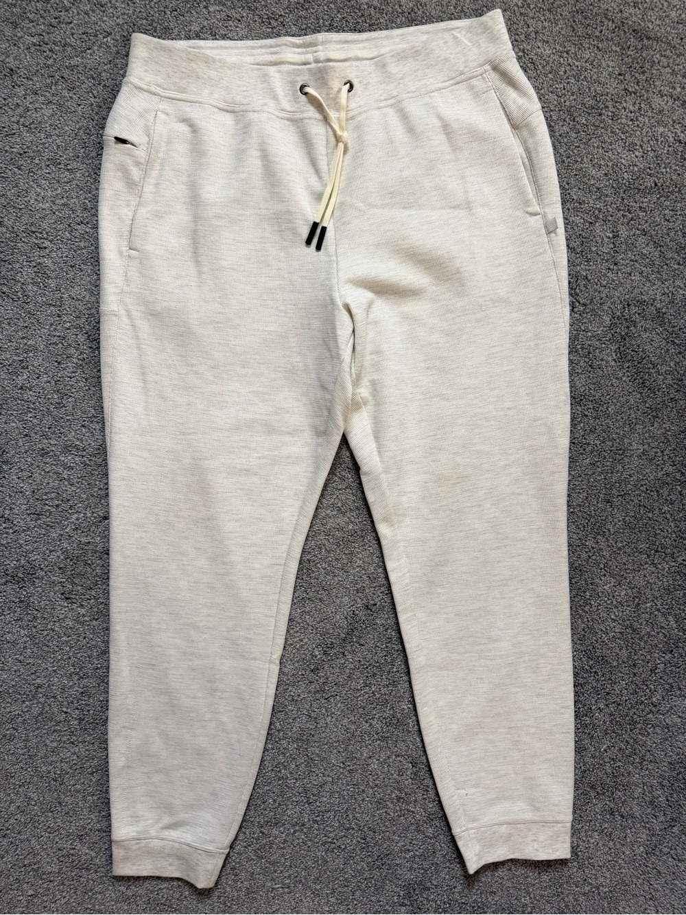 New men’s VRST joggers
